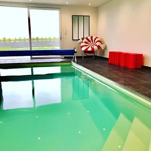 https://ty-marie-neiz-vran-villa-vue-mer-80-metres-de-la-plage.inbrittany.com