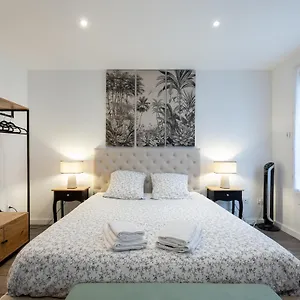 https://secret-cache-de-valmy.hotels-rhonealpes.com